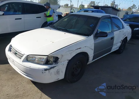 2000 Toyota Camry Le из США, поврежденный, VIN JT2BG22K0Y0464957